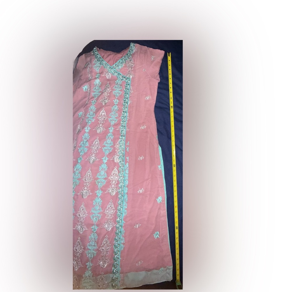 EUC Elegant Embroidered Kurta 3 pcs Dress in Pink and Blue with Pants & Dupatta - Picture 5 of 8